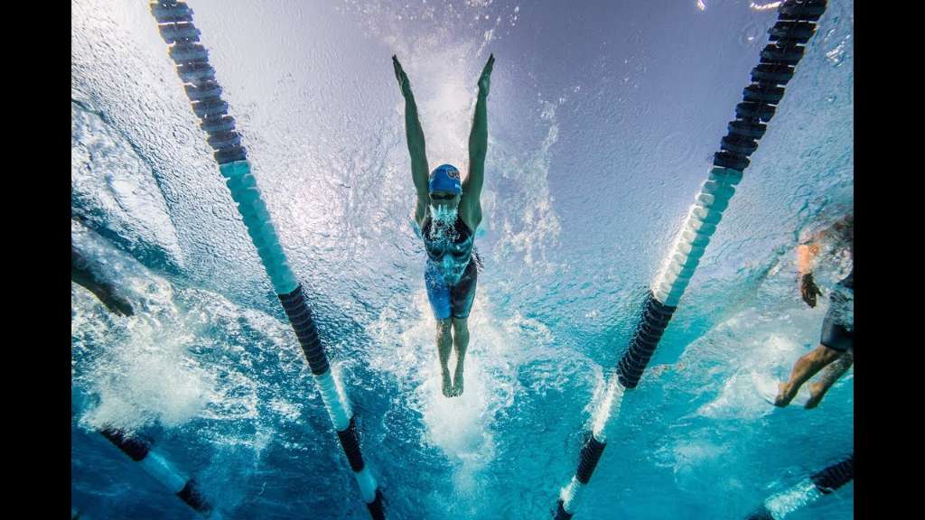 IX Mikołajkowe Zawody w pływaniu